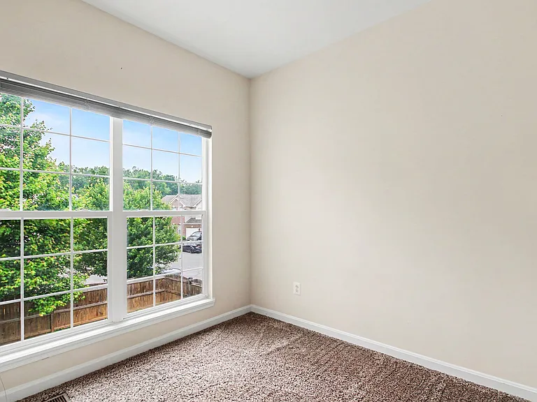 15812 Ibsen Pl — Photo 12