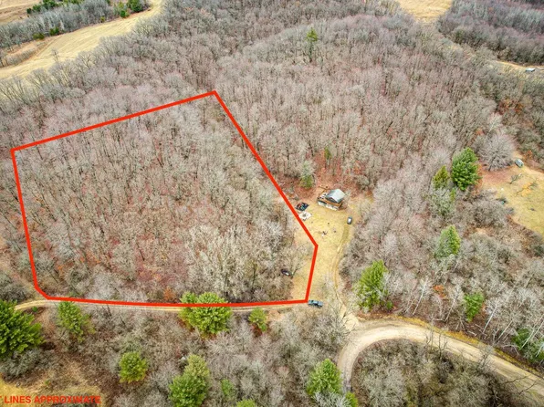 W10456 Whippoorwill Ln, Elroy, WI 53929