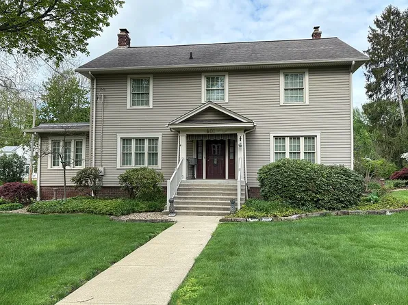 501 S Main St, Poland, OH 44514