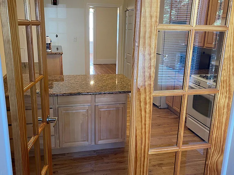 115 Hauxhurst Ave #1 — Photo 28