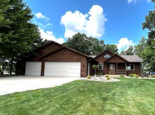 18019 Pelican Rd, Albert Lea, MN 56007