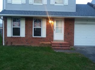 4 Clarion Ct, Newark, DE 19713