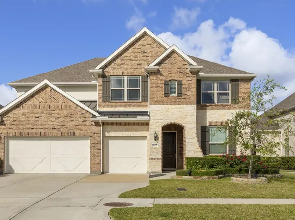 922 Shumard St, Webster, TX 77598
