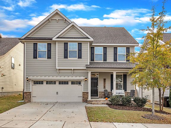 2nd image of 729 Groveview Wynd