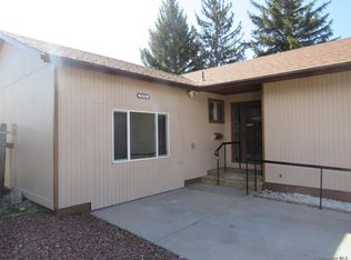 4733 Hilltop Ave, Cheyenne, WY 82009