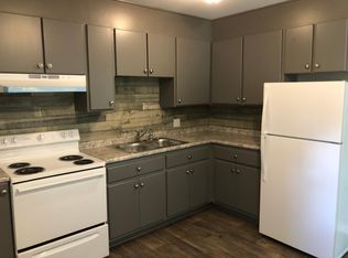 1207 Kefauver St, Manchester, TN 37355