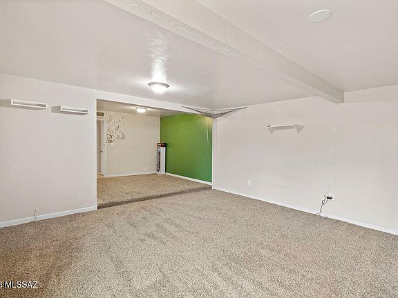 4th image of 1301 W Kleindale Rd