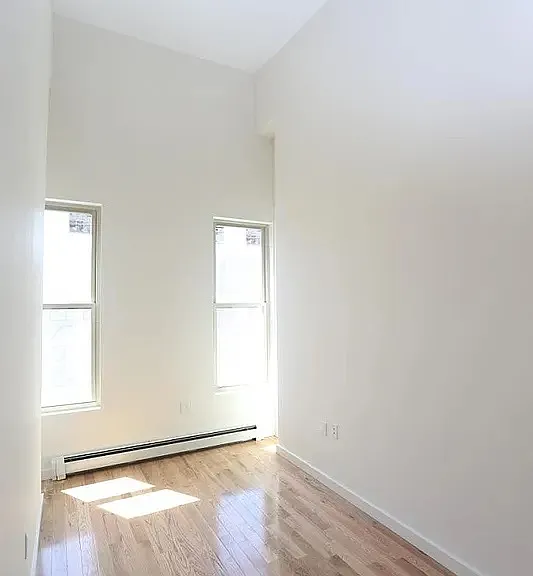 211 Wyckoff Ave #3L — Photo 3