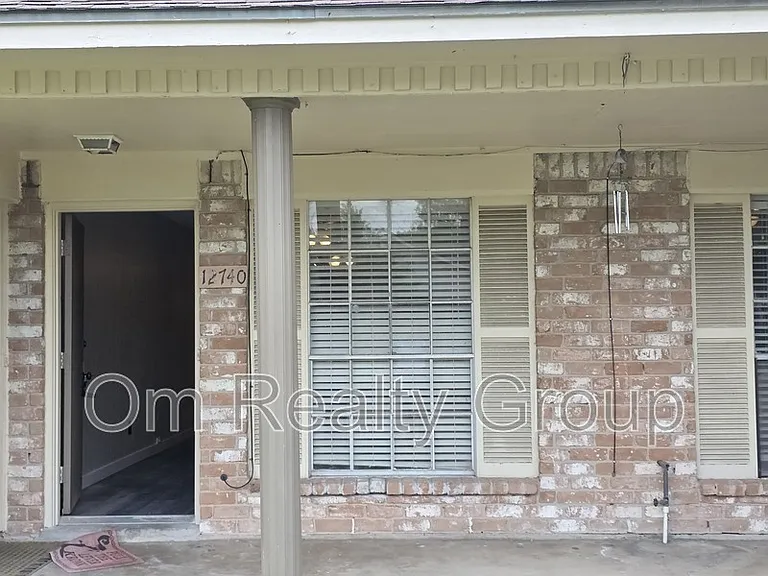 12740 Shannon Hills Dr — Photo 7