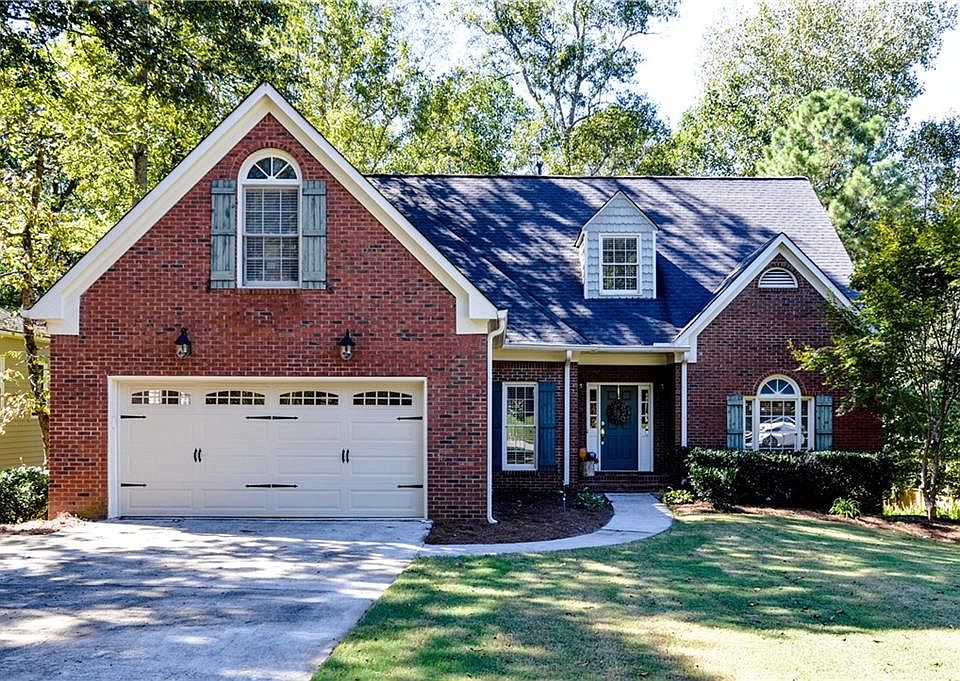 1st image of 3969 Devon Oaks Dr NE