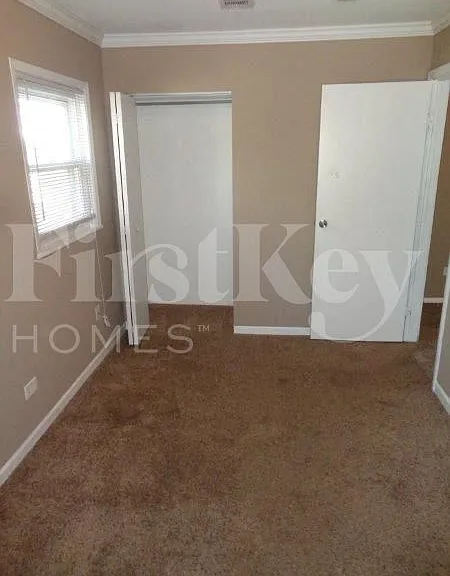 381 E Montana Ave — Photo 8