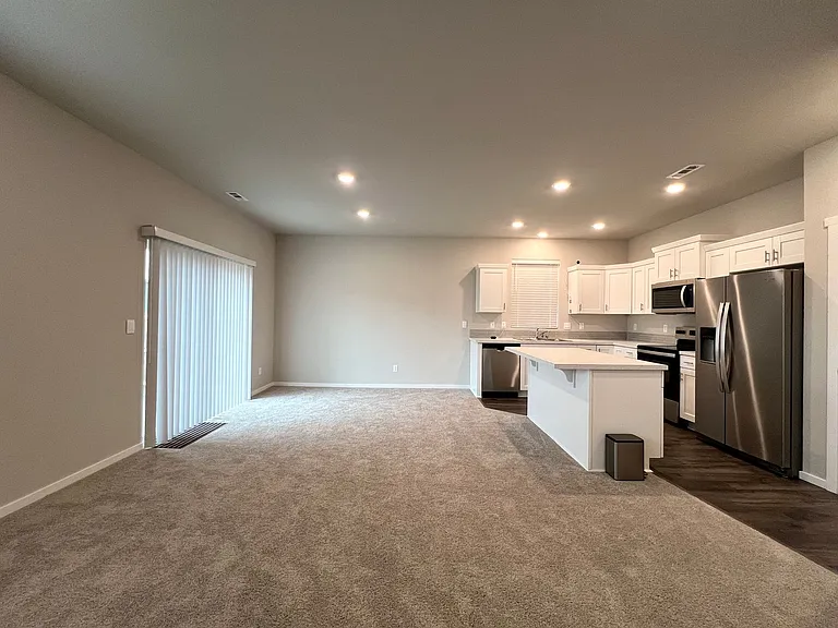 3105 Wrangler Dr — Photo 8