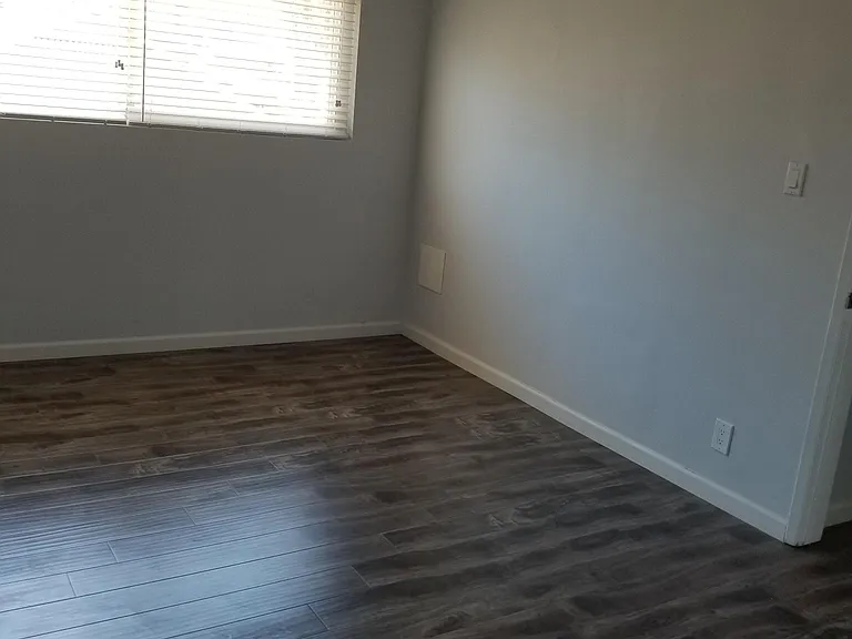 5942 Barton Ave #6 — Photo 8