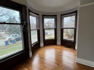 209 College Ave NE APT 1, Grand Rapids, MI 49503
