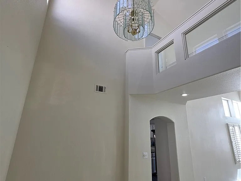 8008 Dover Shores Ave — Photo 36