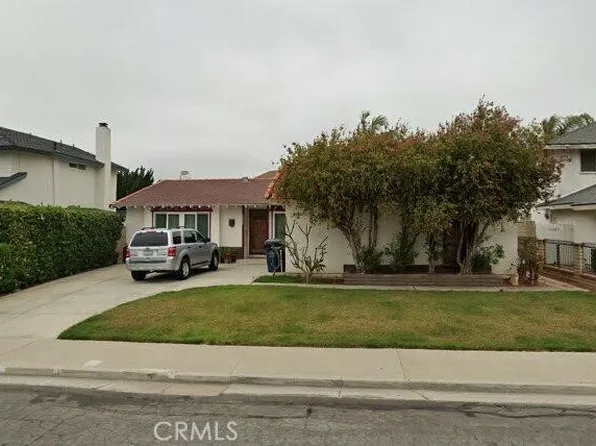 20751 Spindrift Ln, Huntington Beach, CA 92646