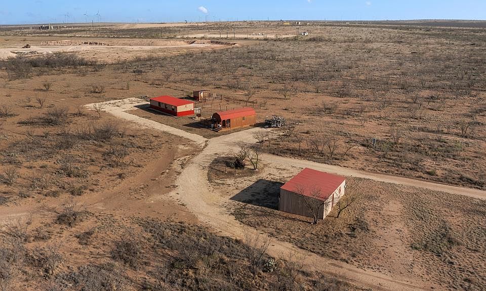 1st image of 829 Ranch Road 33