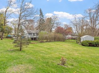 69 Byam Rd, Chelmsford, MA 01824