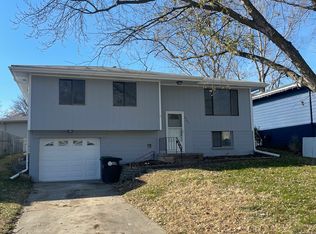 6742 S 142nd St, Omaha, NE 68137