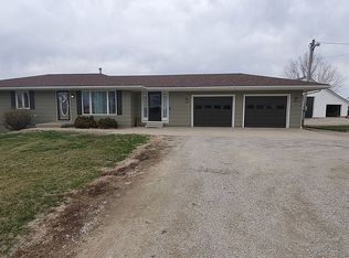 10500 S 76th Ave W, Prairie City, IA 50228