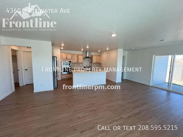 4360 S Redwater Ave — Photo 6