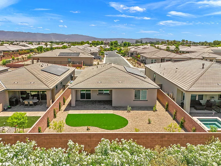 51805 Pinnacle Vista Dr — Photo 6