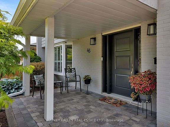 4th image of 45 Ashfield Dr