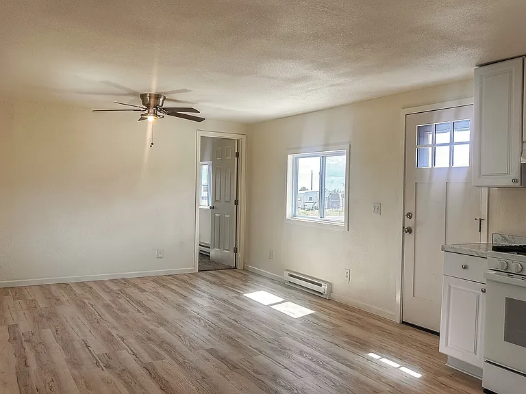 5945 Coyote Ln — Photo 9