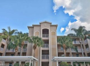 3820 Sawgrass Way APT 3033, Naples, FL 34112
