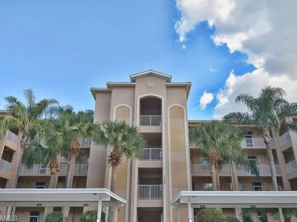 3820 Sawgrass Way APT 3033, Naples, FL 34112