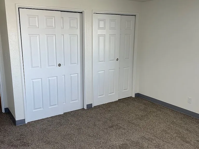 Ridgegate Apartments — Photo 7