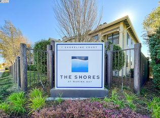 55 Lakeshore Ct, Richmond, CA 94804