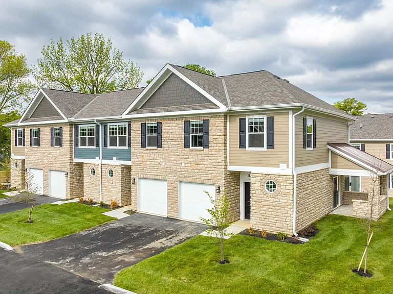 Flats at Sugar Run — Photo 38