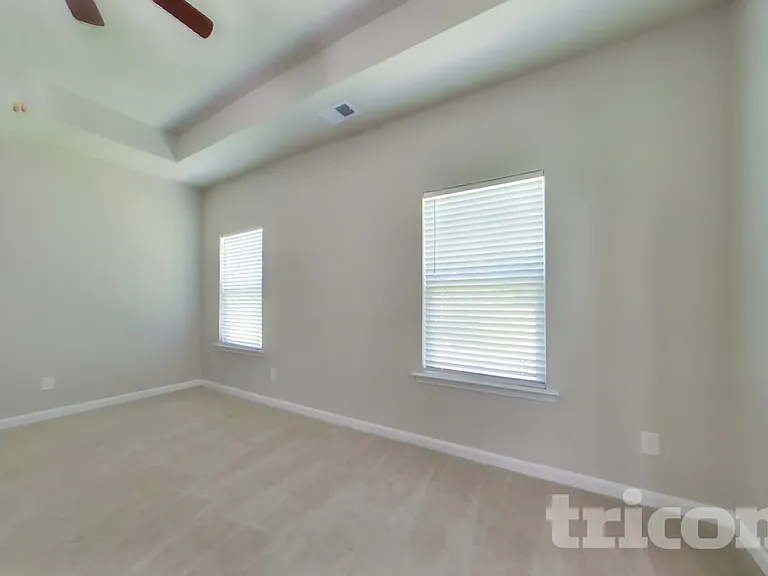 228 Arbor Dr — Photo 7