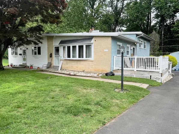 1003 Grant Ave, Philadelphia, PA 19115