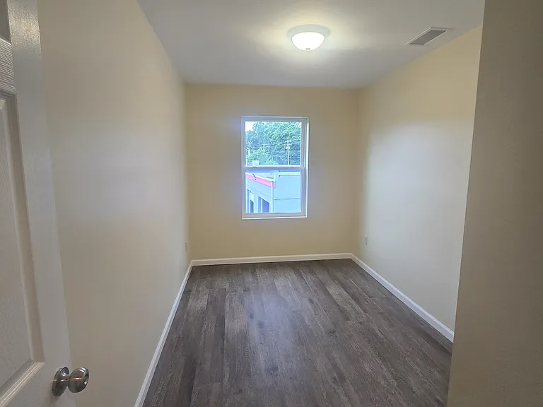 1063 Little Britain Rd #3 — Photo 7