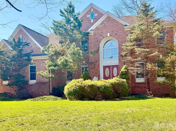 1 Schindler Ln, Monroe Township, NJ 08831