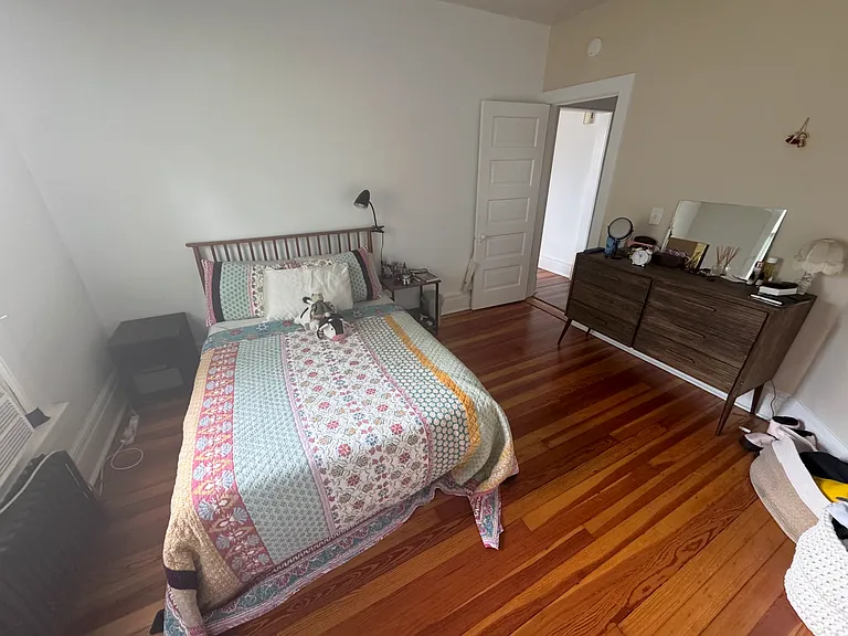 717 W Huron St #3 — Photo 7