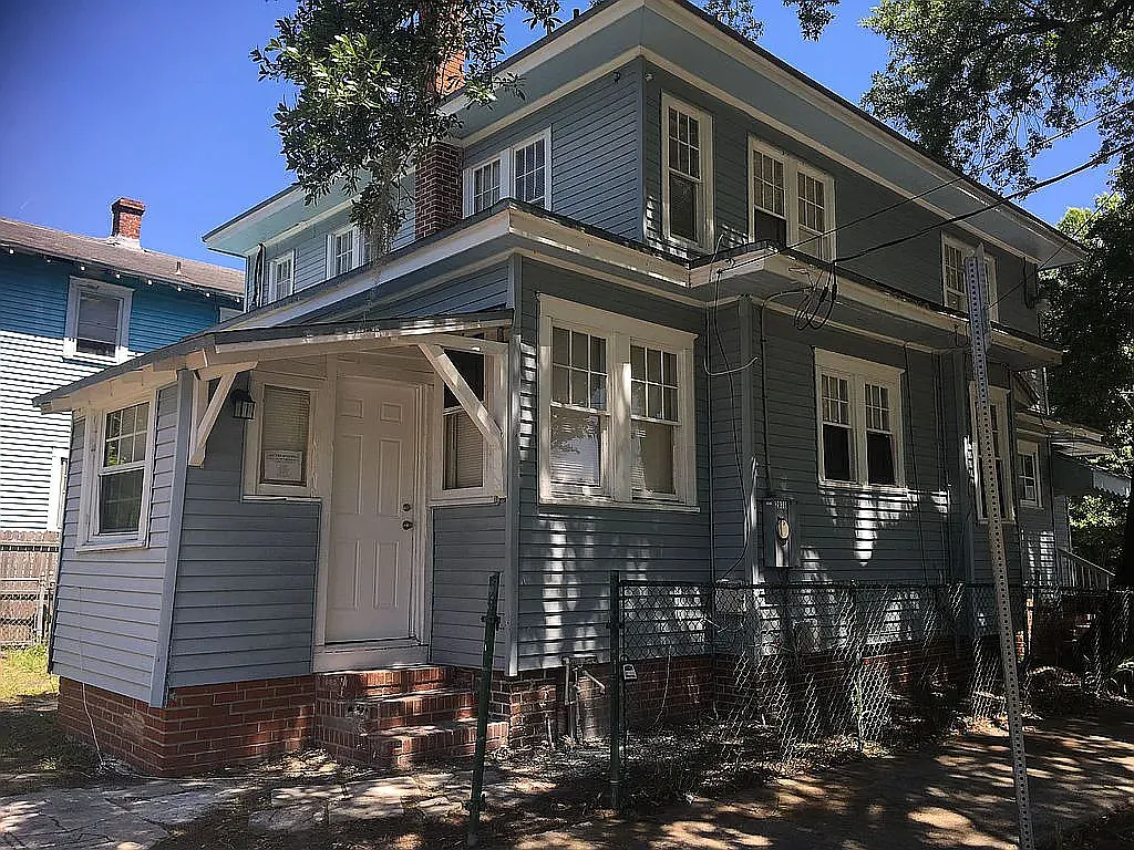 4 bed, 2000 sqft, $1,600 — Photo 2