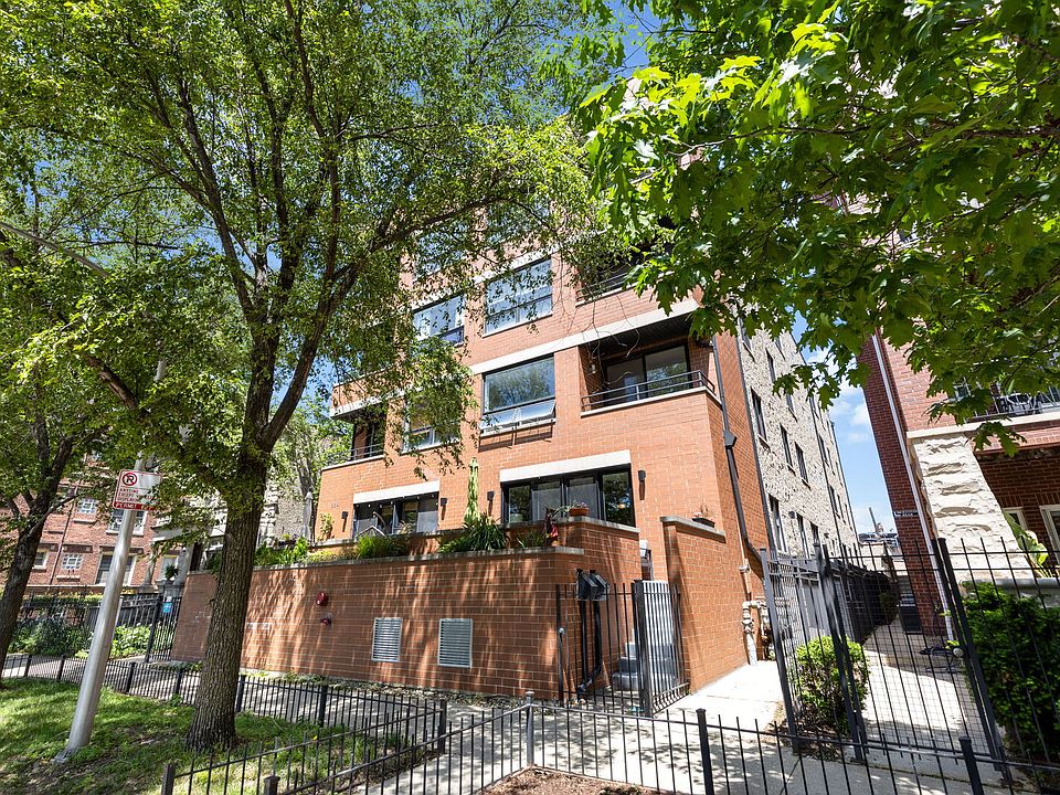 1st image of 934 W Cuyler Ave APT 4B