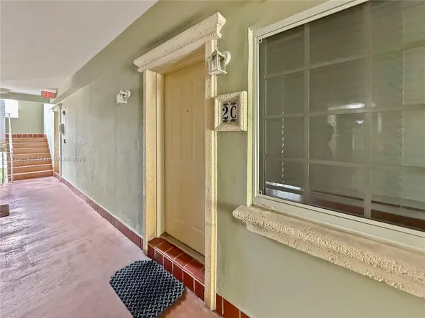 45 Antilla Ave APT 2C, Coral Gables, FL 33134