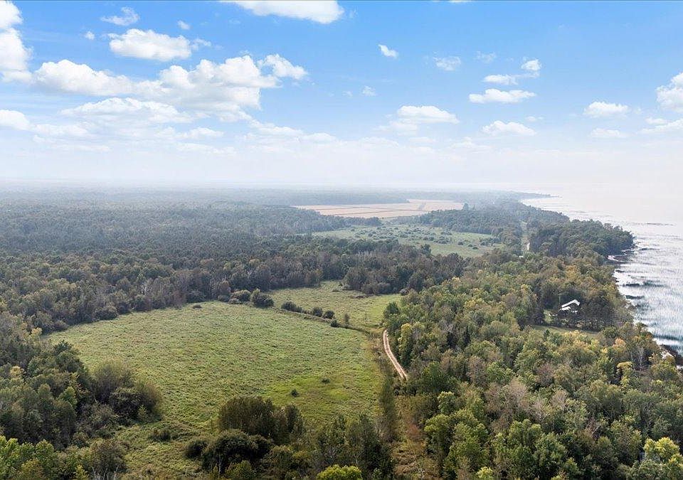 1st image of No Name Ln NE