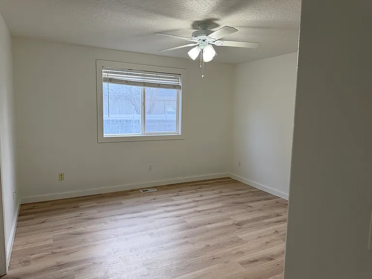 1122 S Ada St — Photo 21