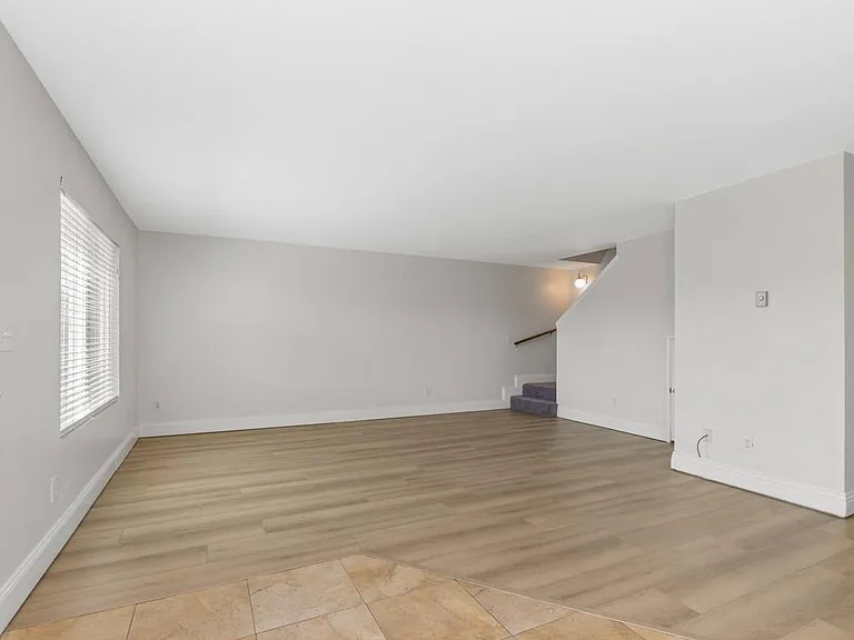 4230 Camino Ticino — Photo 8