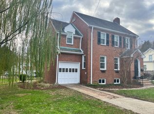 102 W Monroe Ave, Alexandria, VA