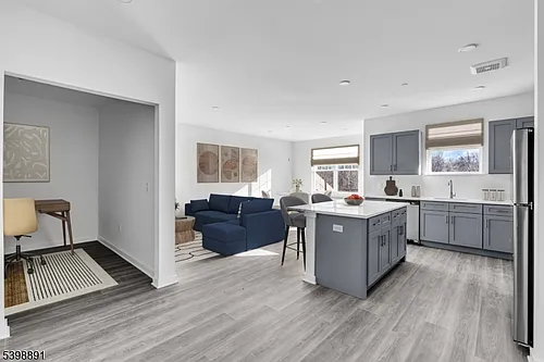 9-9U Two Hellers Ln #1 Photo 1