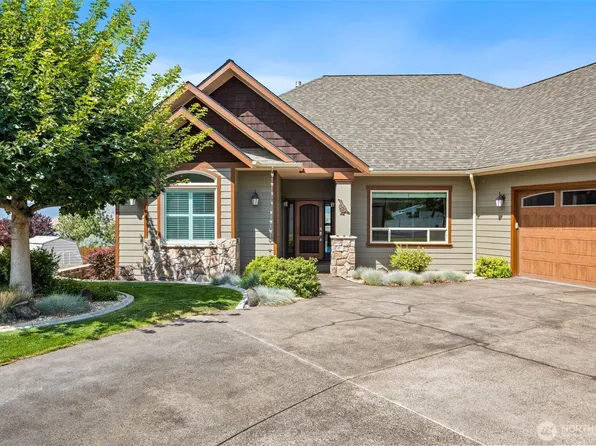 123 Blossom Court, Seven Bays, WA 99122