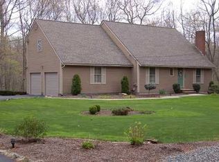 5 Elizabeth Ann Dr, Johnston, RI 02919