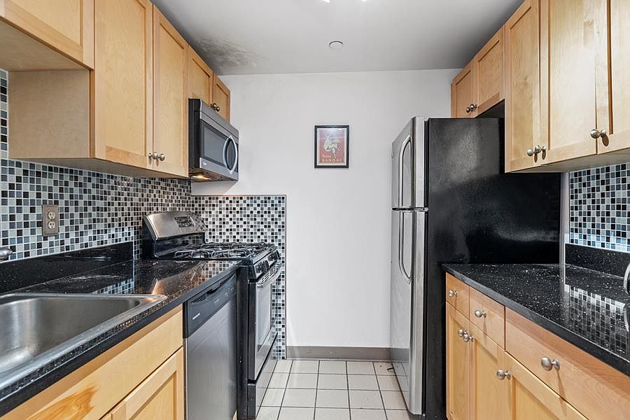 1st image of 1831 Madison Ave APT 4C