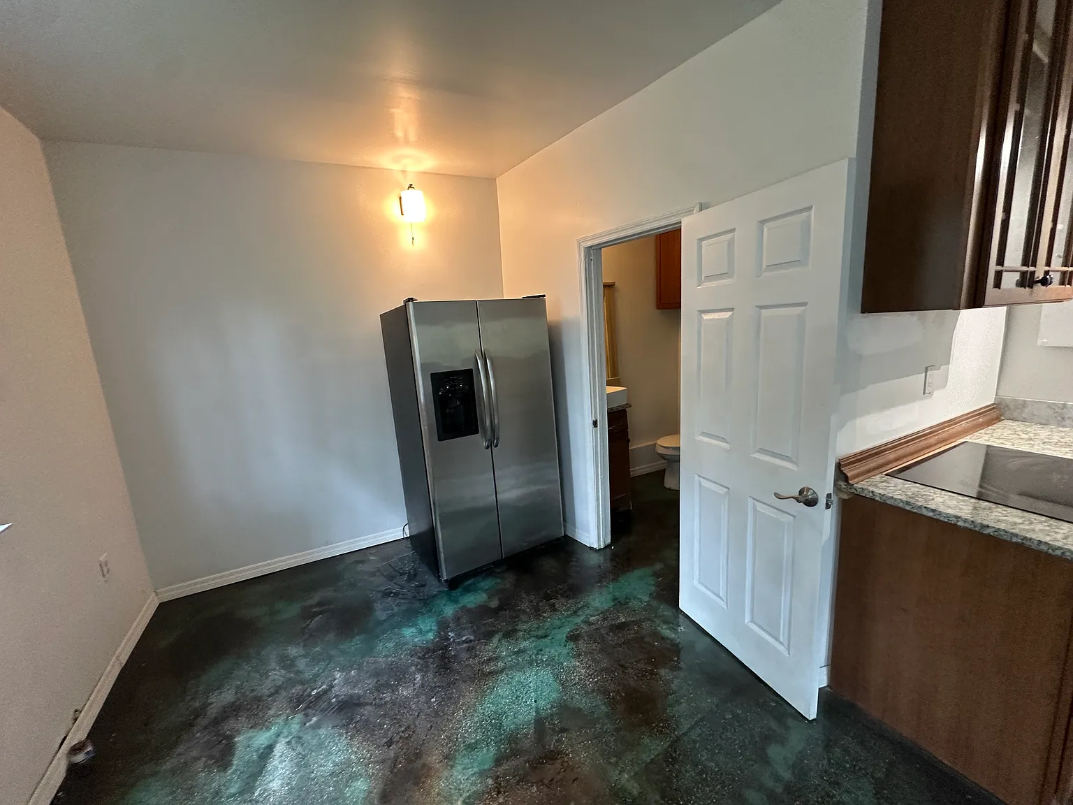 2 bed, 950 sqft, $1,295 — Photo 3